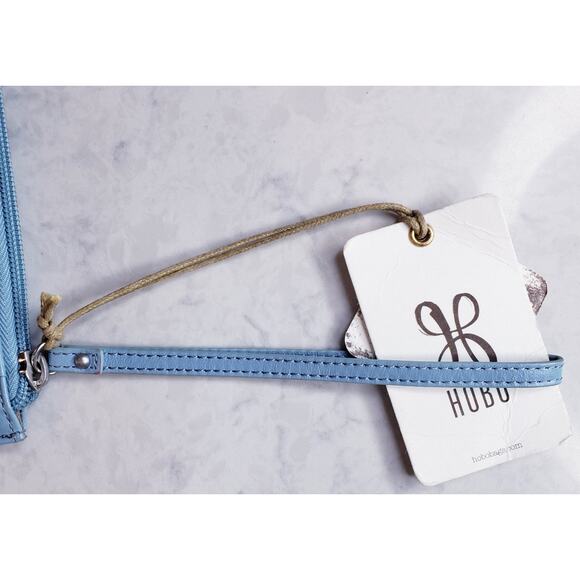 NWT HOBO Kimi Wristlet Wallet & Card Holder Vintage Hide Leather in Blue Mist - Picture 6 of 15